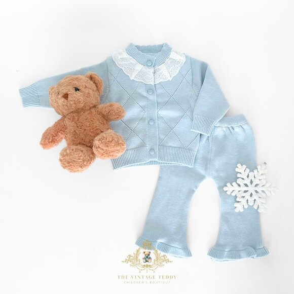 Other - NWT Lovely Girls Knitted Two-piece Cardigan Sweater & Pants Lace Collar 12-18M